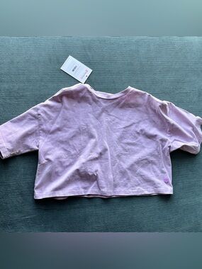 Born Primitive Training Crop Purple NWT Athleisure Shirt Gym Tshirt Tee Workout